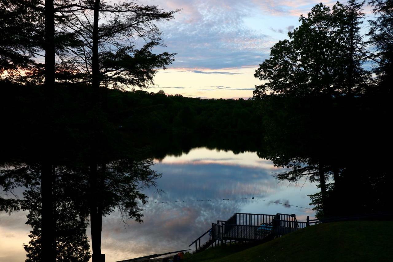 Sunny Point Resort Otter Lake Esterno foto